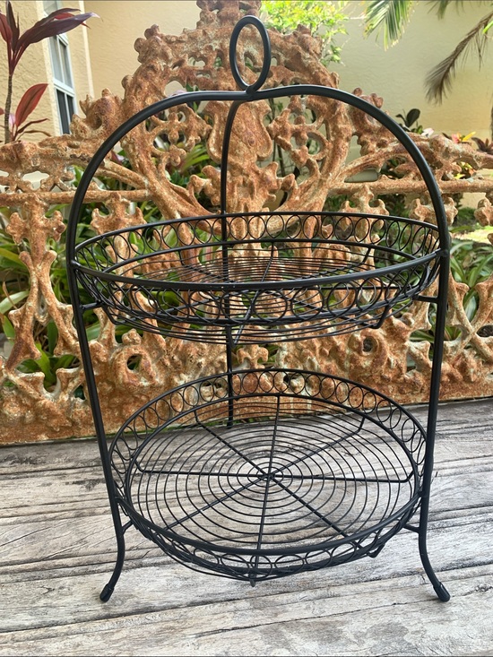 Other - Vintage Two-Tier Decorative Metal Wire Stand - Black
